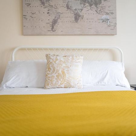 The Ella Fitzgerald - Modern 2 Bedroom Apartment, Super Close To City Centre Cardiff Exteriör bild