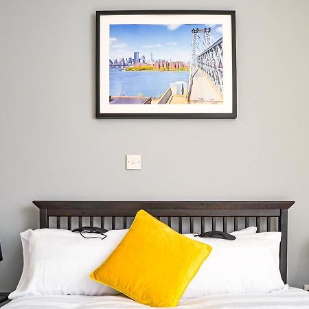 The Ella Fitzgerald - Modern 2 Bedroom Apartment, Super Close To City Centre Cardiff Exteriör bild