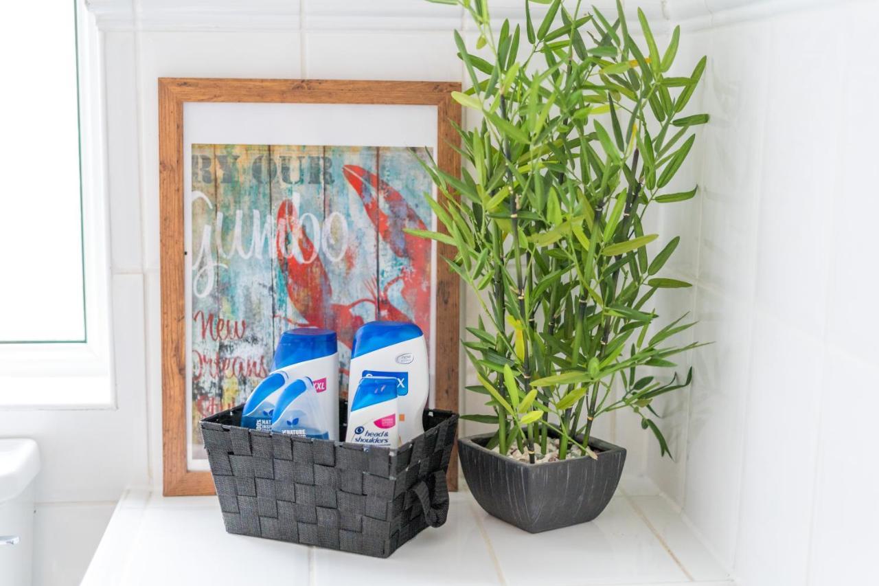 The Ella Fitzgerald - Modern 2 Bedroom Apartment, Super Close To City Centre Cardiff Exteriör bild