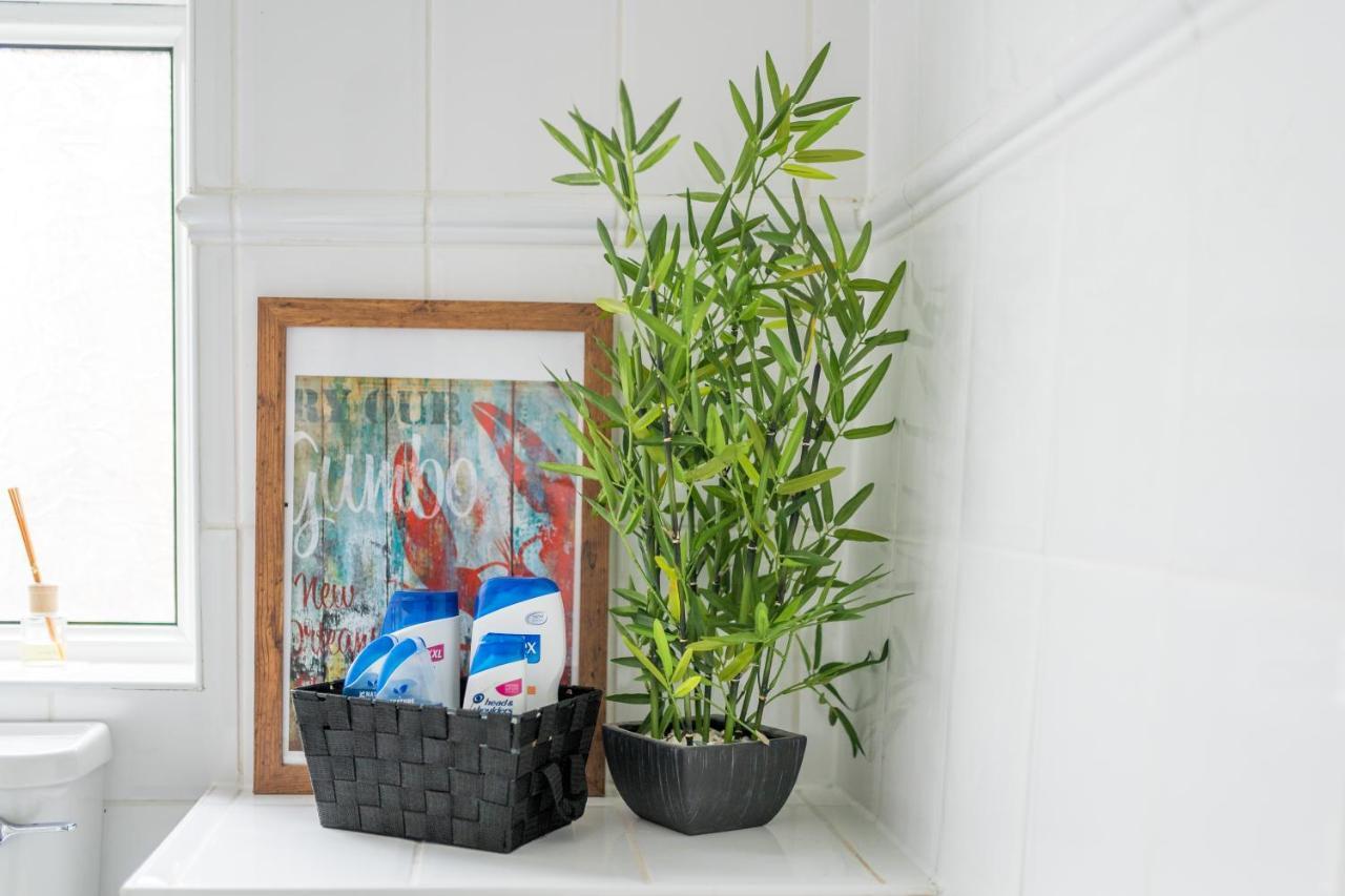 The Ella Fitzgerald - Modern 2 Bedroom Apartment, Super Close To City Centre Cardiff Exteriör bild