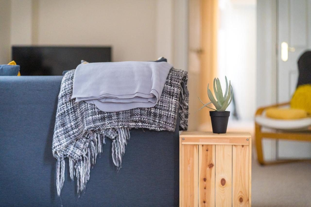 The Ella Fitzgerald - Modern 2 Bedroom Apartment, Super Close To City Centre Cardiff Exteriör bild