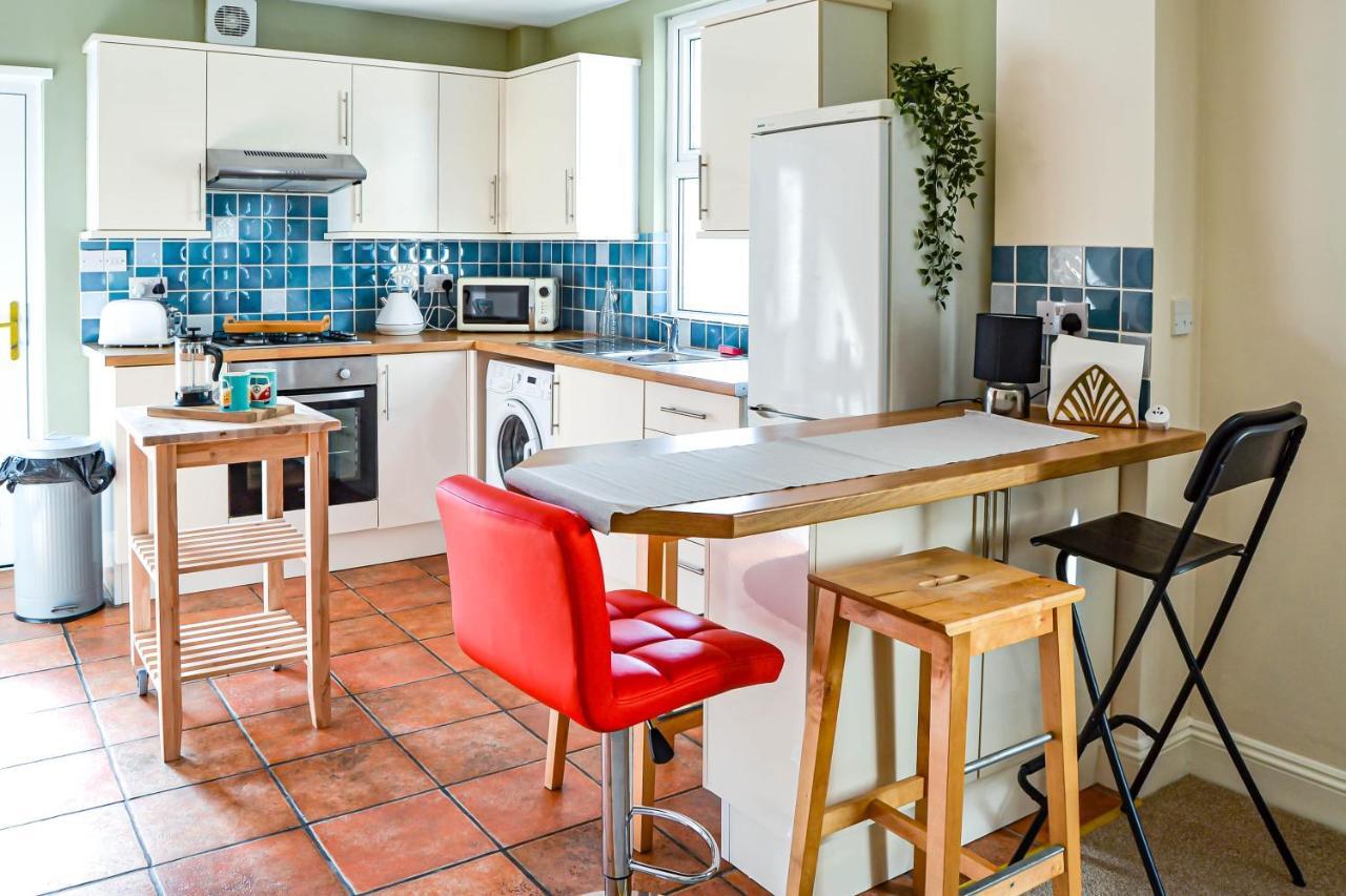 The Ella Fitzgerald - Modern 2 Bedroom Apartment, Super Close To City Centre Cardiff Exteriör bild